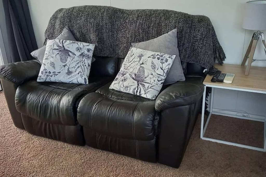 Clover Hill Studio Apartment Milton المظهر الخارجي الصورة