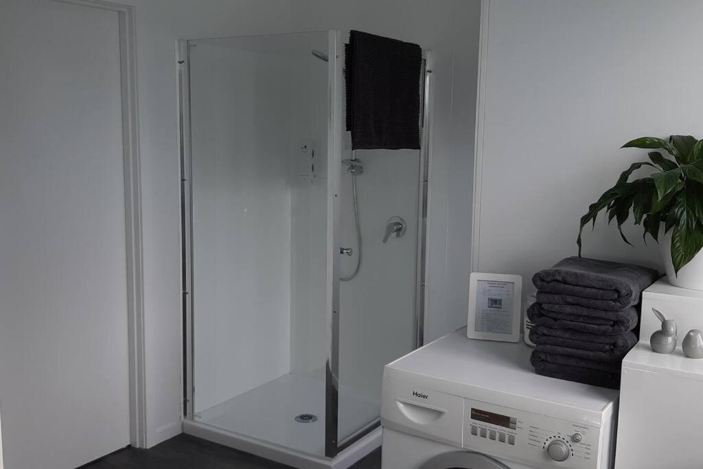Clover Hill Studio Apartment Milton المظهر الخارجي الصورة